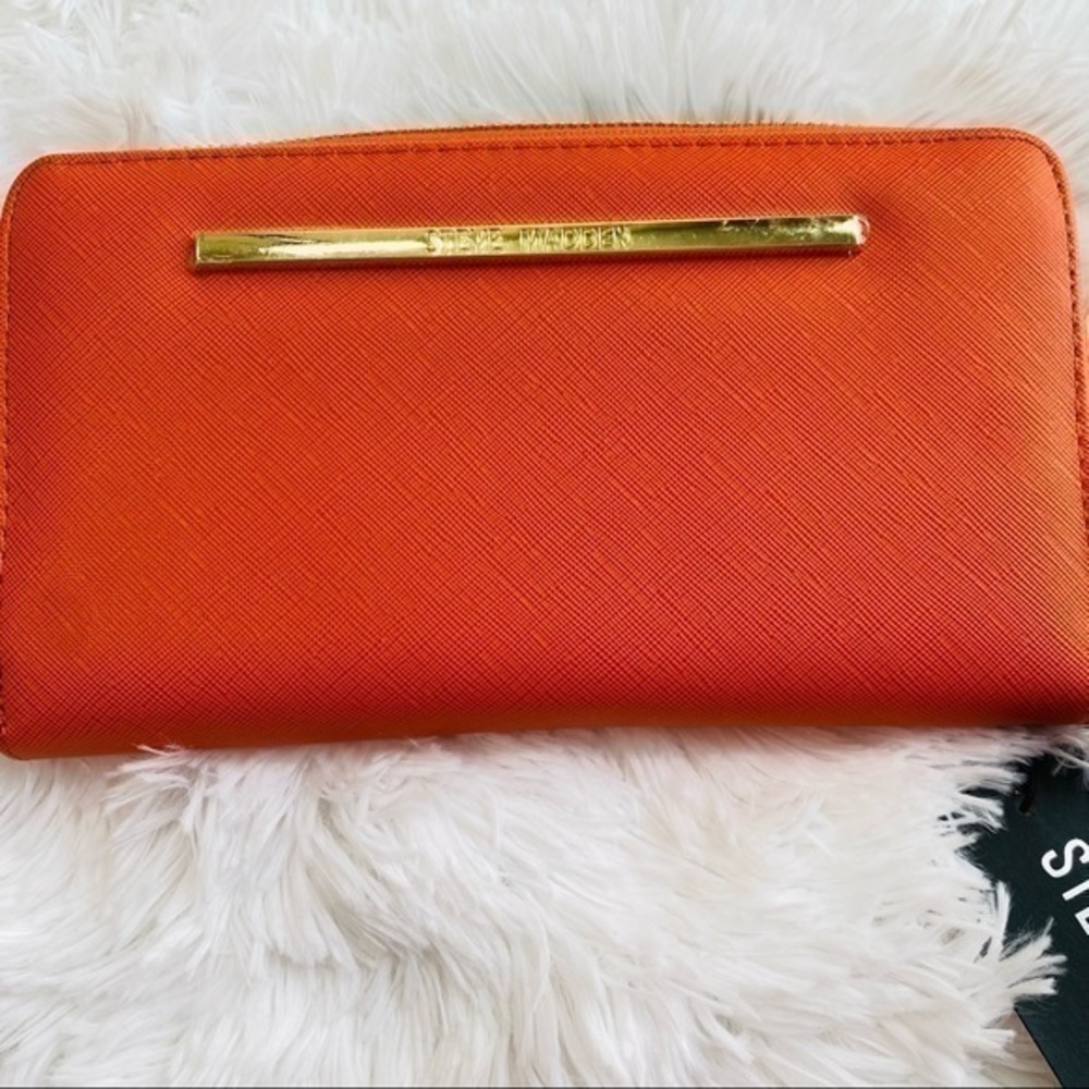 NEW with Tags Steve Madden Wallet Wristlet Orange with Gold Zipper - Picture 6 of 10